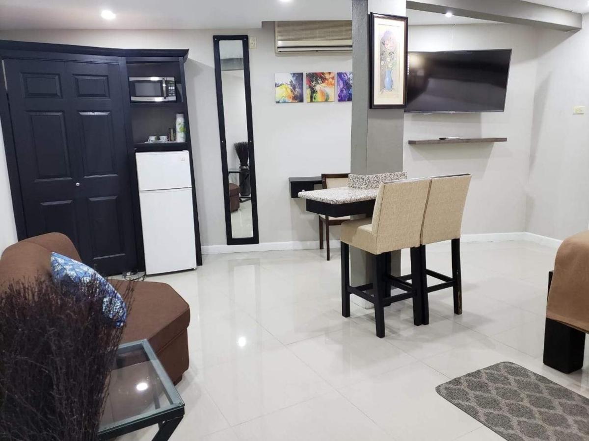 קינגסטון Christar Villas Hotel מראה חיצוני תמונה