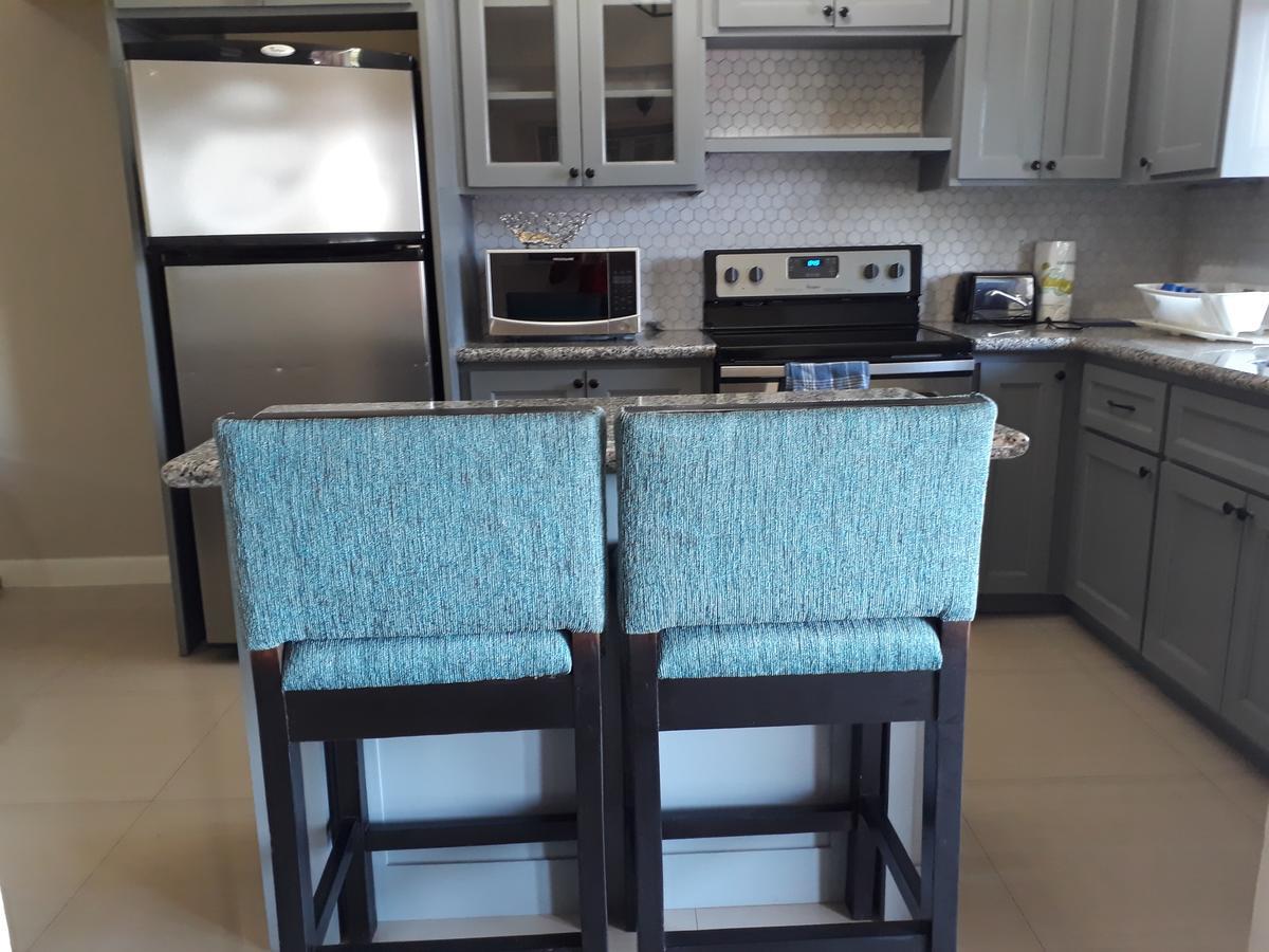 קינגסטון Christar Villas Hotel מראה חיצוני תמונה