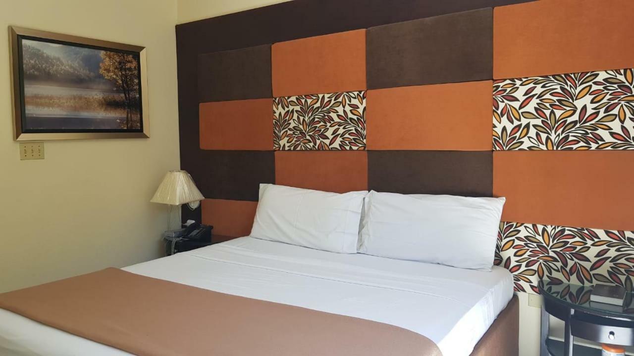 קינגסטון Christar Villas Hotel מראה חיצוני תמונה